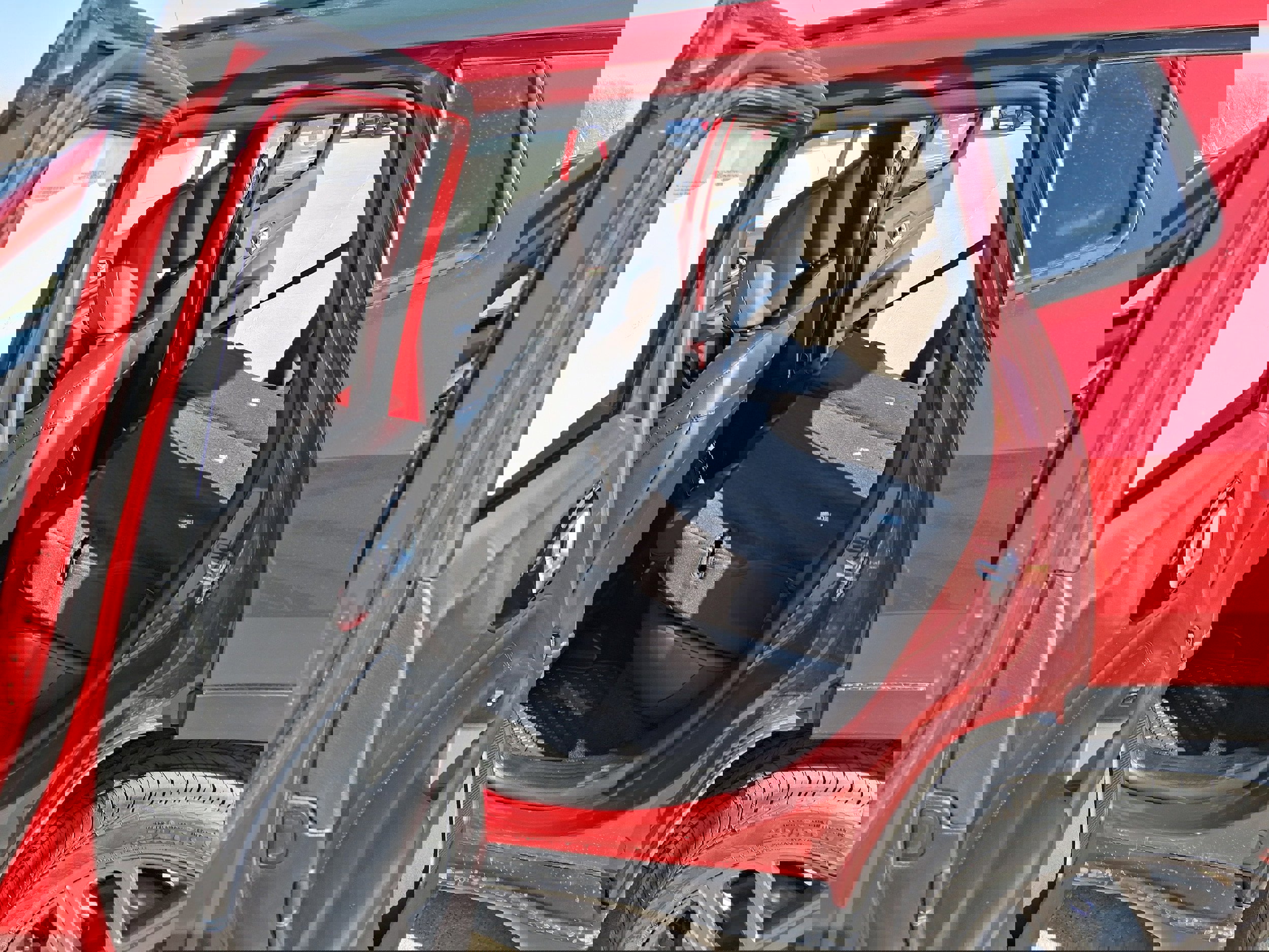 New 2026 Jeep Compass Latitude image 14