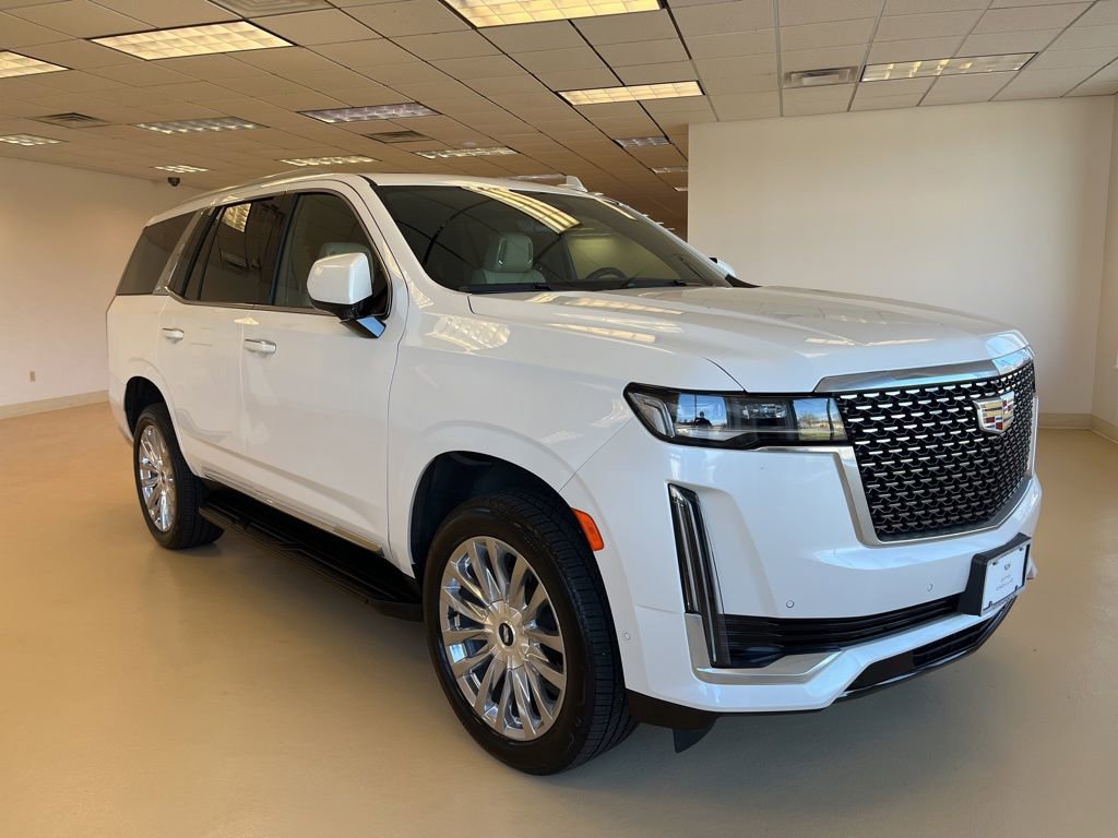 Certified 2024 Cadillac Escalade Premium Luxury AWD/4WD image 1