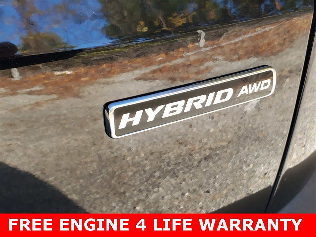 Used 2021 Ford Escape Titanium w/ Class II Trailer Tow Package image 30