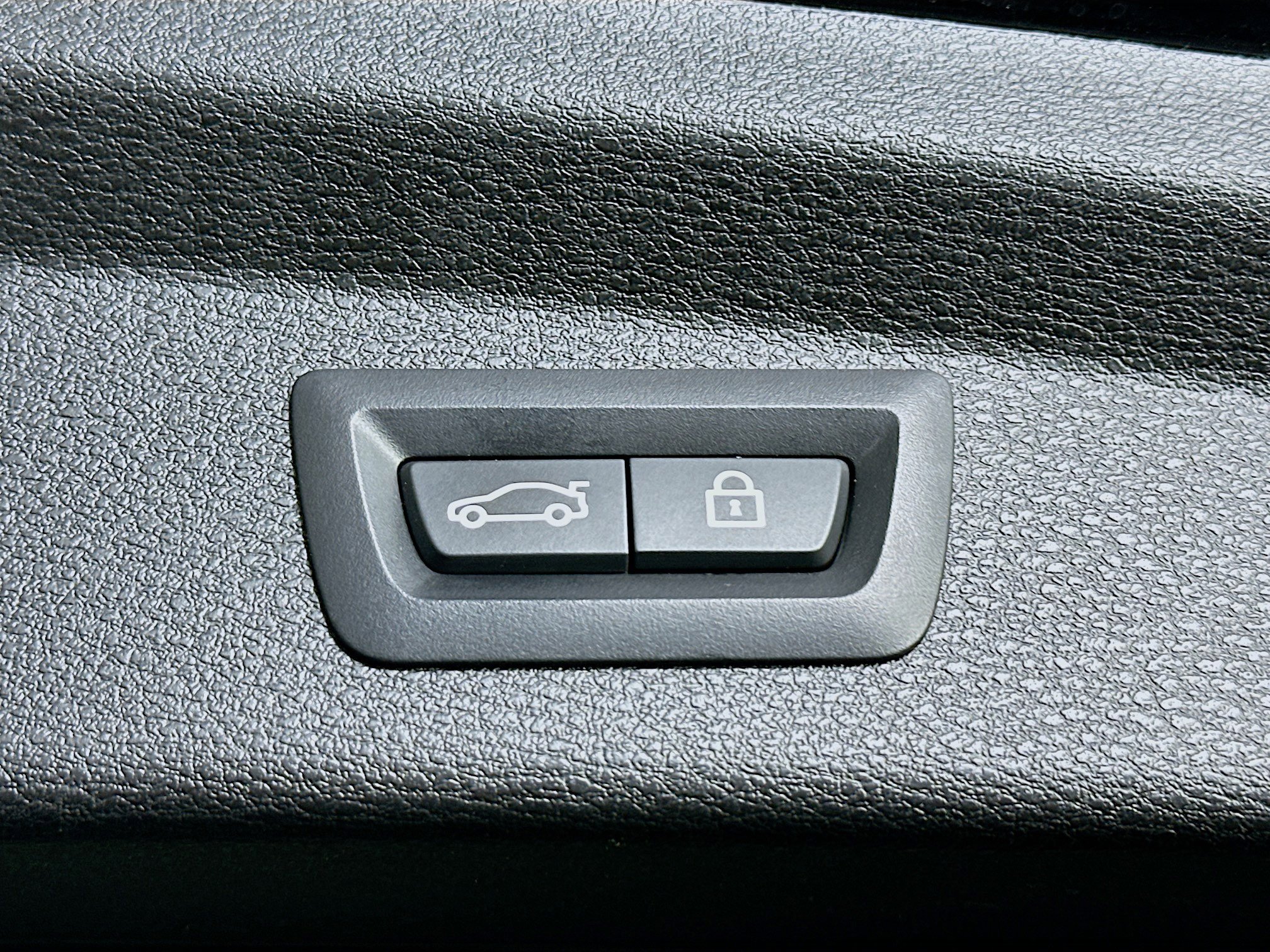 Used 2021 BMW X2 M35i image 29