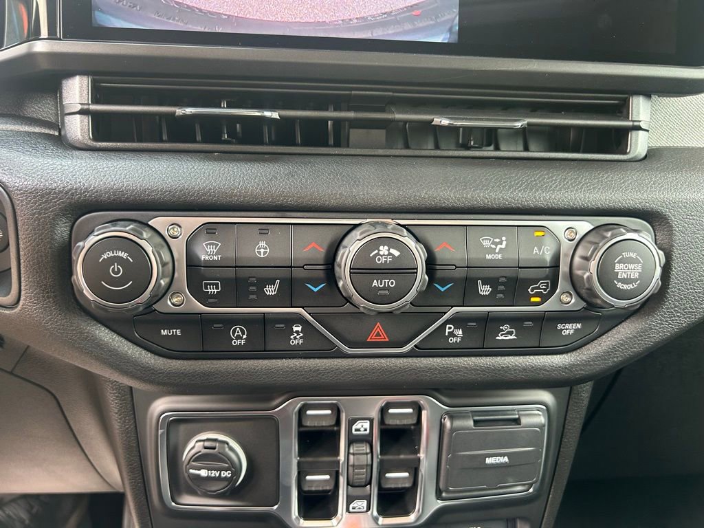 New 2025 Jeep Wrangler Unlimited Sport AWD/4WD image 28