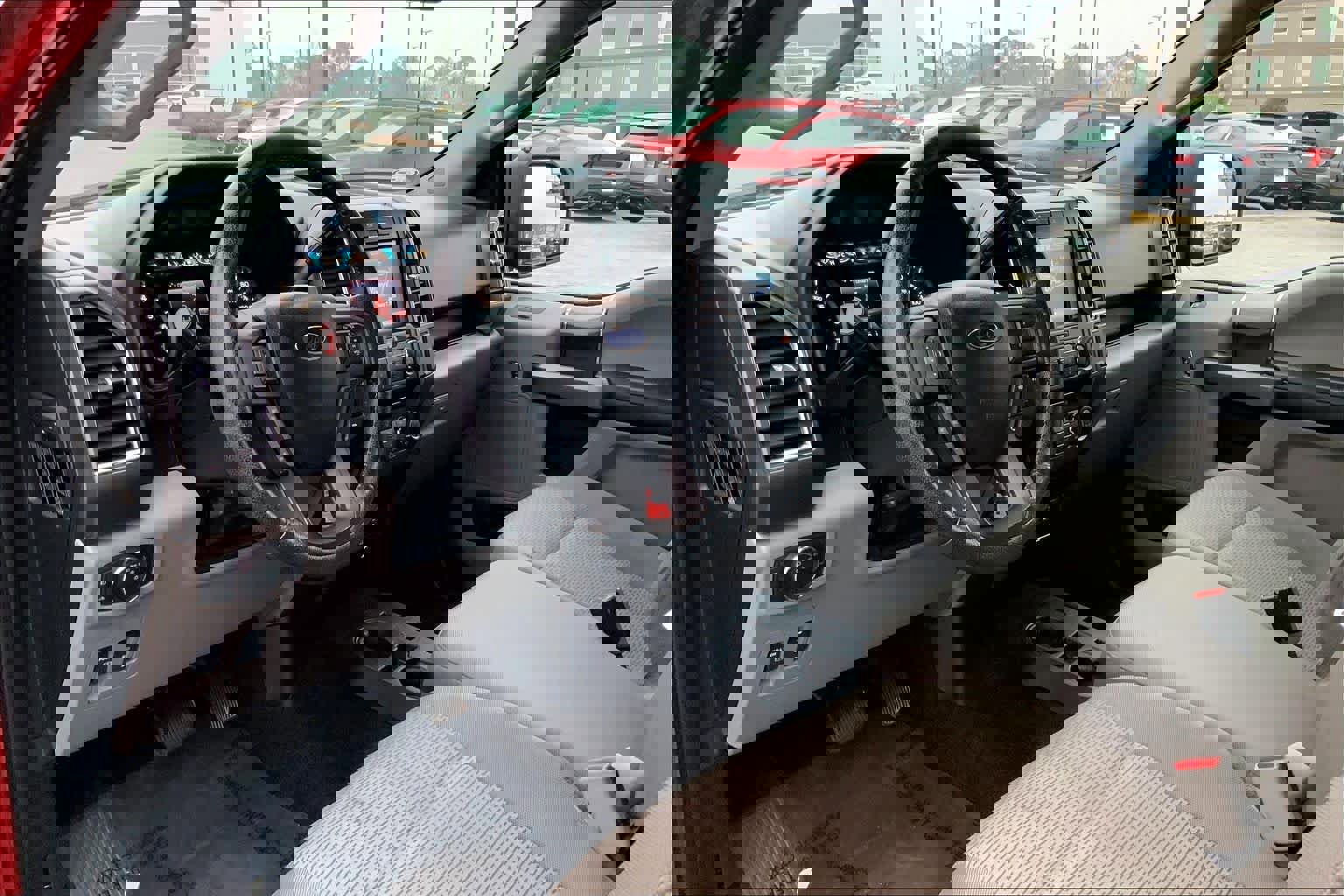 Used 2015 Ford F150 XLT w/ Equipment Group 302A Luxury image 16