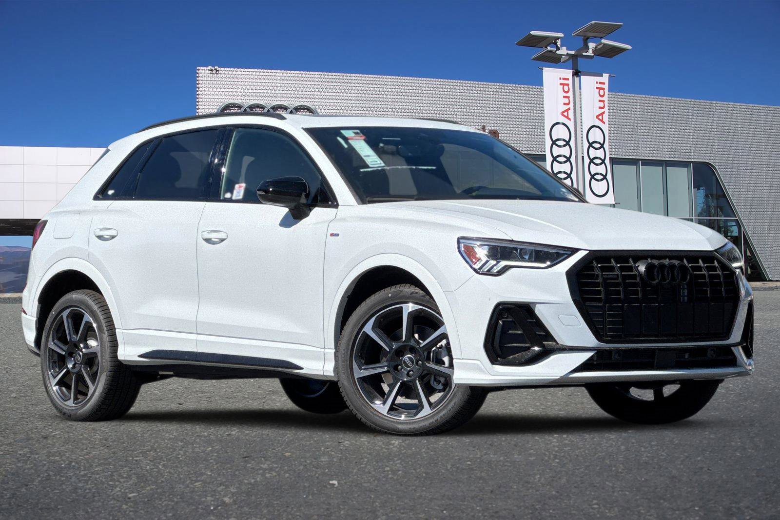 New 2025 Audi Q3 2.0T Premium Plus image 2