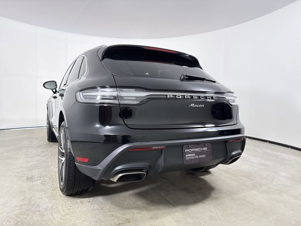 Certified 2025 Porsche Macan image 20