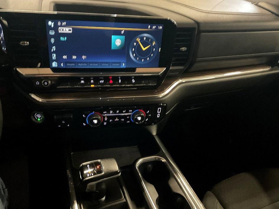 Used 2023 Chevrolet Silverado 1500 RST image 5