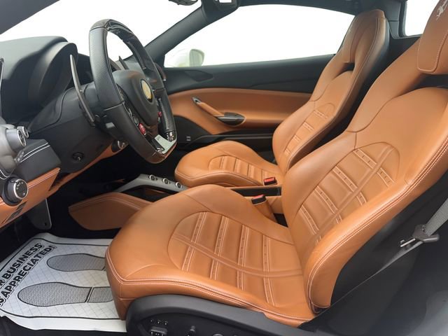 Used 2017 Ferrari 488 Spider image 20