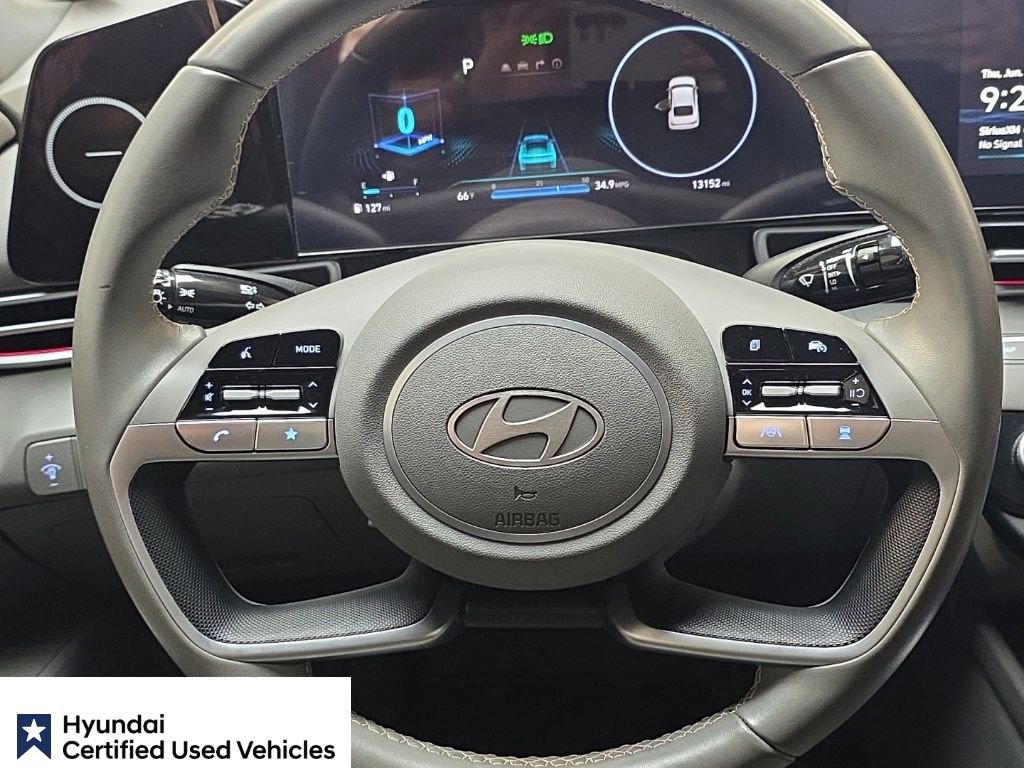 Used 2025 Hyundai Elantra SEL FWD image 17