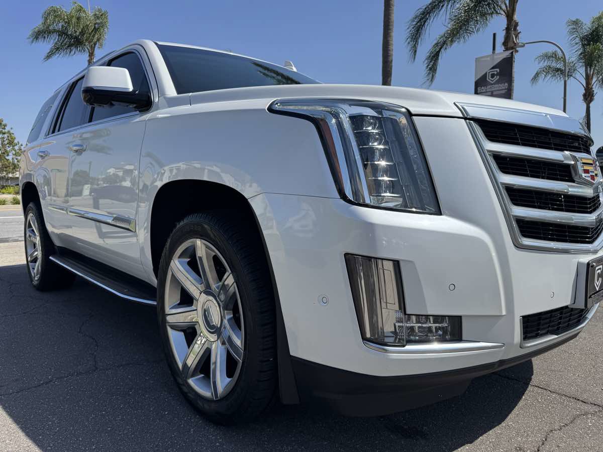 Used 2018 Cadillac Escalade Luxury RWD image 10