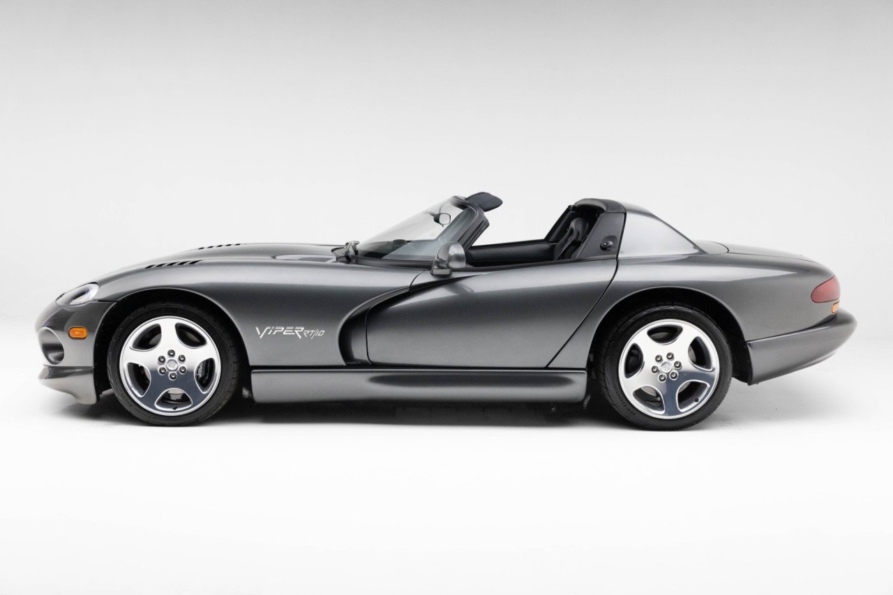 Used 2002 Dodge Viper RT/10 RWD image 9