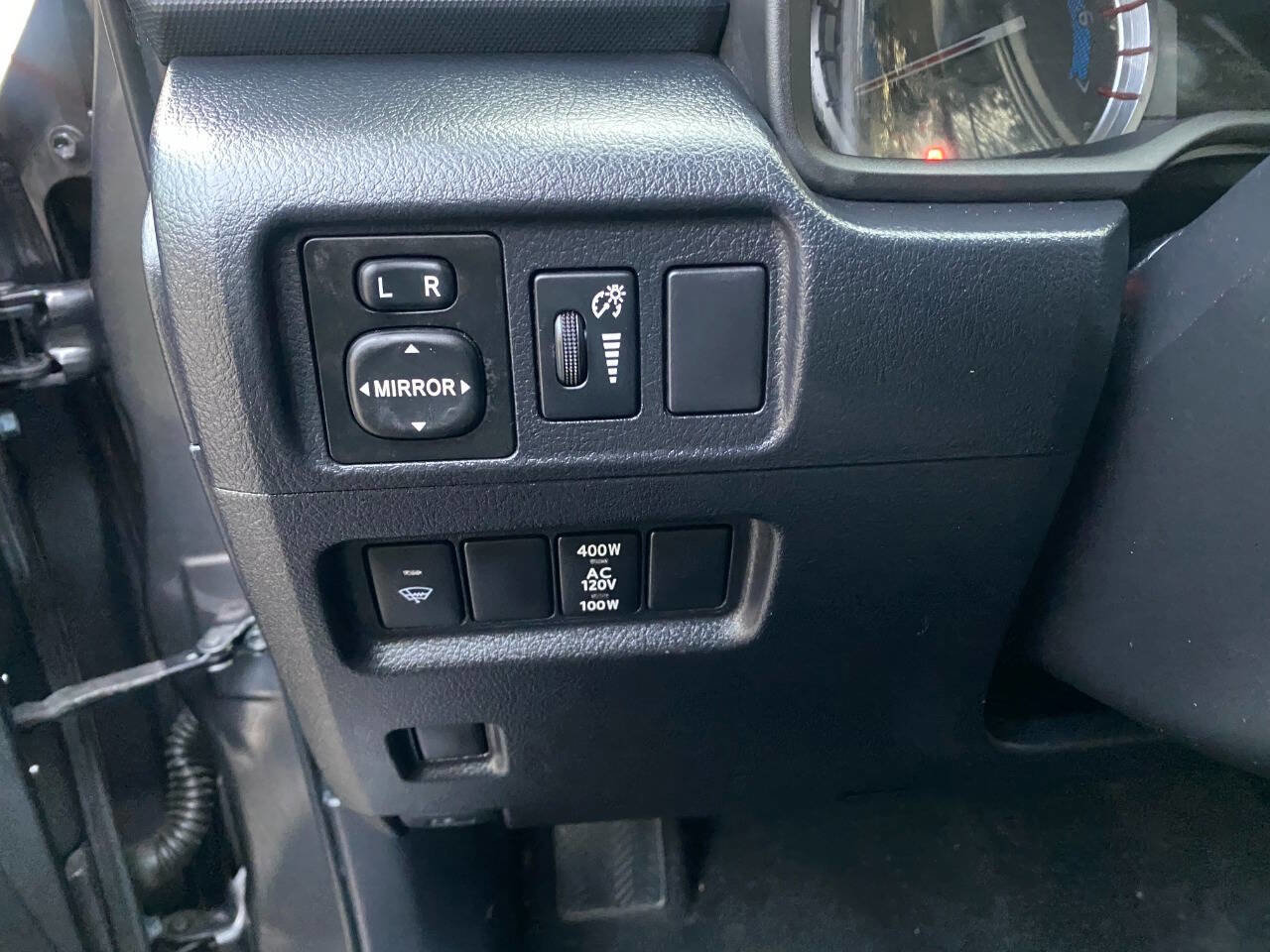 Used 2017 Toyota 4Runner SR5 Premium image 16