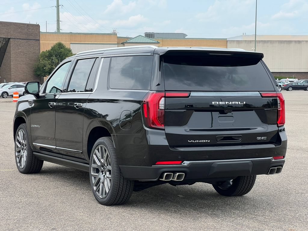 New 2026 GMC Yukon XL Denali Ultimate w/ LPO, Floor Liner Package AWD/4WD image 9