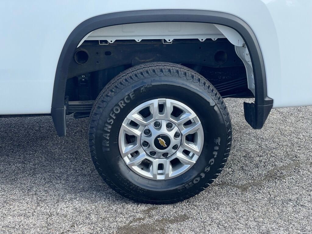 Used 2025 Chevrolet Silverado 2500 LT w/ Safety Package image 35
