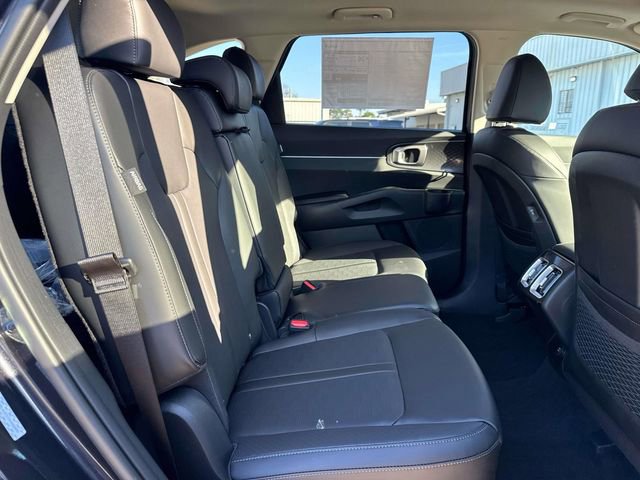New 2026 Kia Sorento S w/ S Panoramic Sunroof Package FWD image 12
