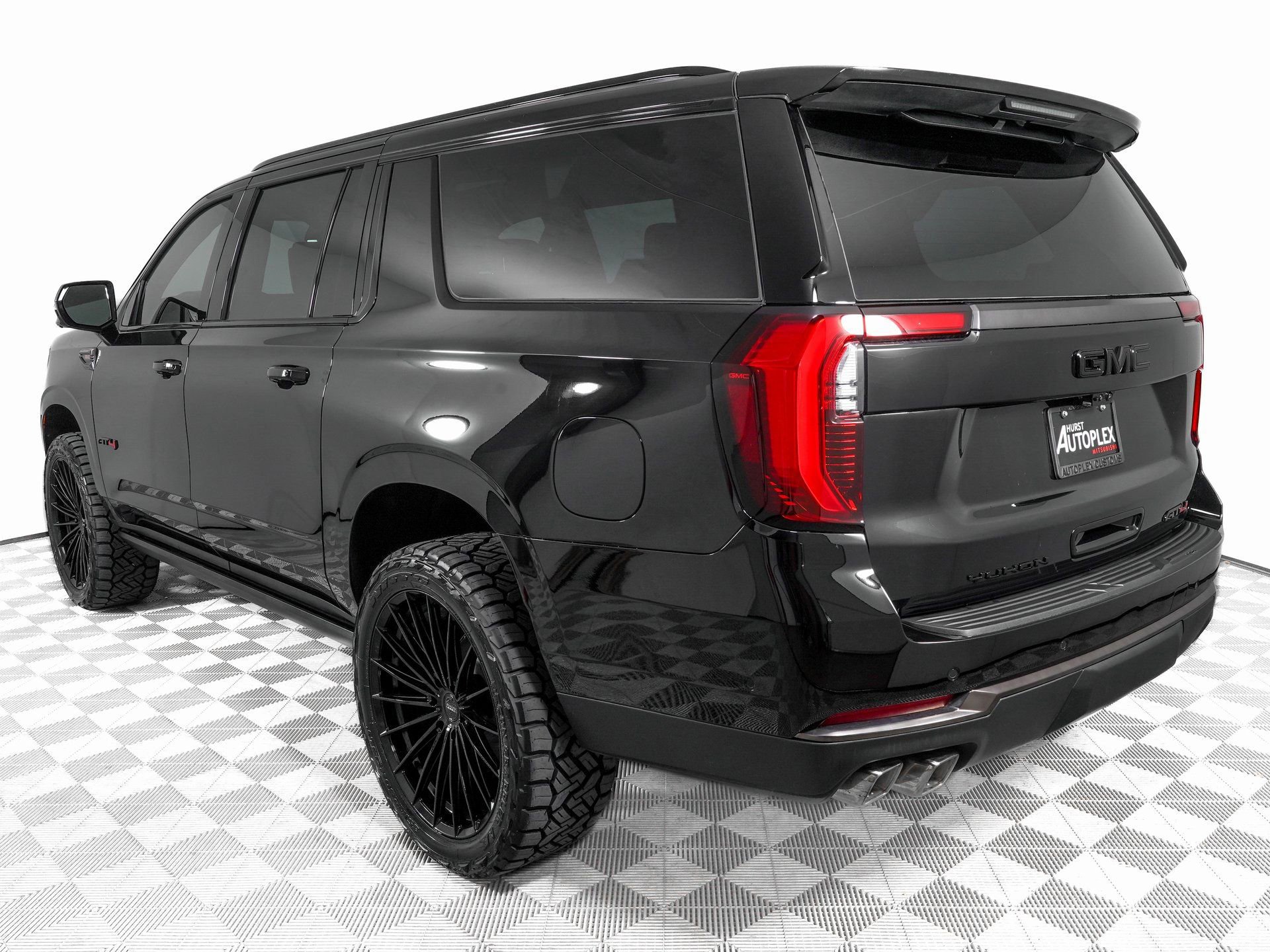 Used 2026 GMC Yukon XL AT4 Ultimate image 7