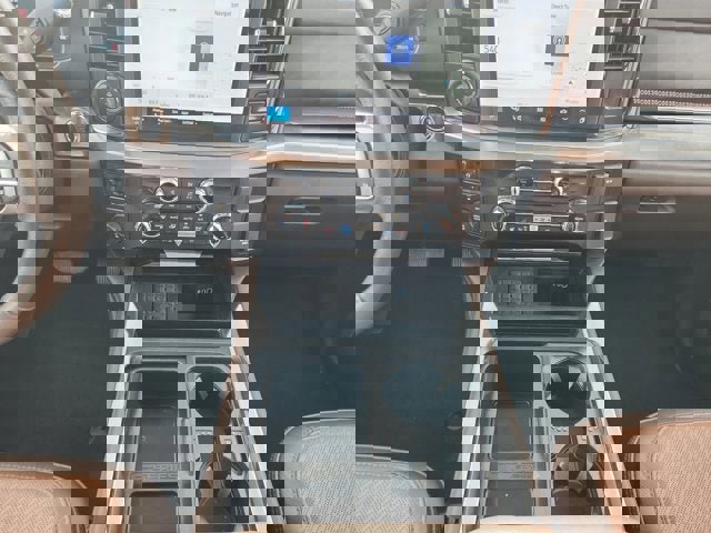 Used 2024 Ford F350 King Ranch w/ FX4 Off-Road Package image 11