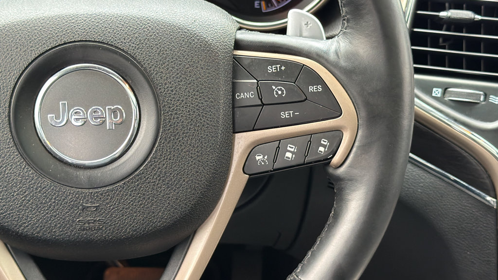 Used 2015 Jeep Grand Cherokee Limited w/ Luxury Group II AWD/4WD image 29
