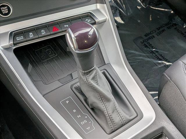 Certified 2025 Audi Q3 2.0T Premium Plus w/ Premium Plus Package image 12
