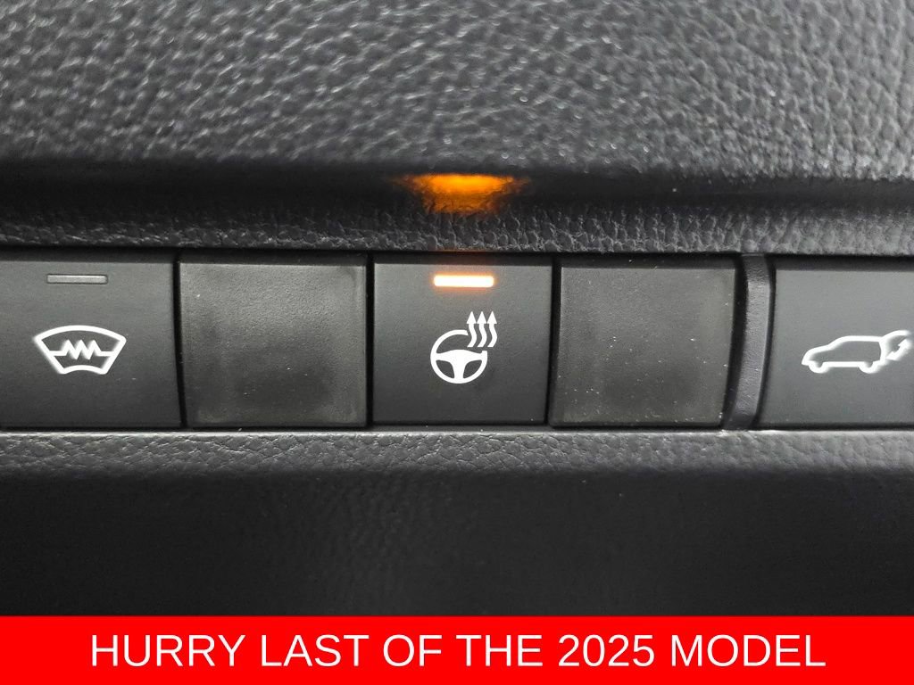 New 2025 Toyota RAV4 XLE image 10