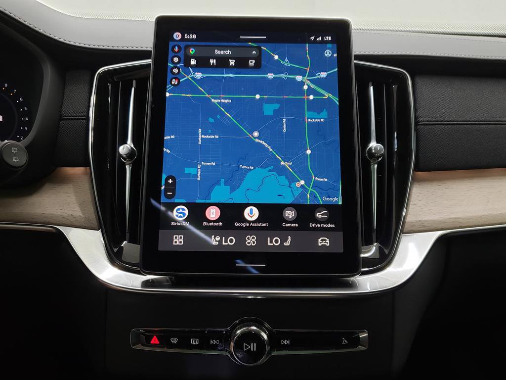 New 2026 Volvo XC90 B5 Core AWD/4WD image 11