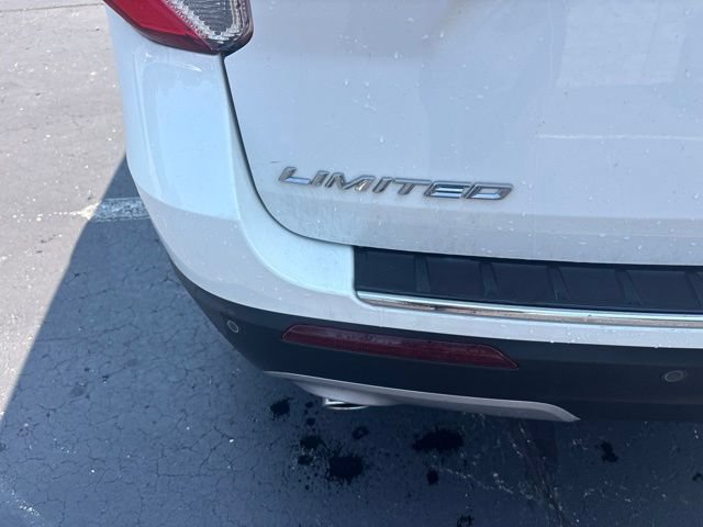 Used 2022 Ford Explorer Limited w/ Equipment Group 301A AWD/4WD image 9