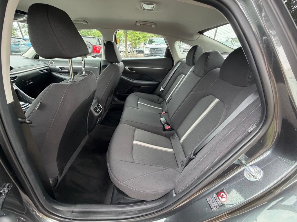 Used 2023 Hyundai Sonata SEL FWD image 16