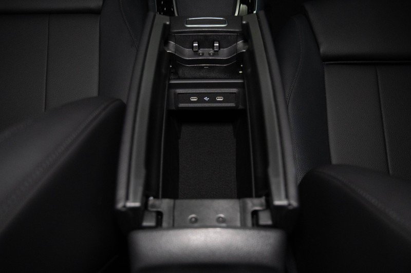 Certified 2026 Mercedes-Benz GLB 250 4MATIC image 23