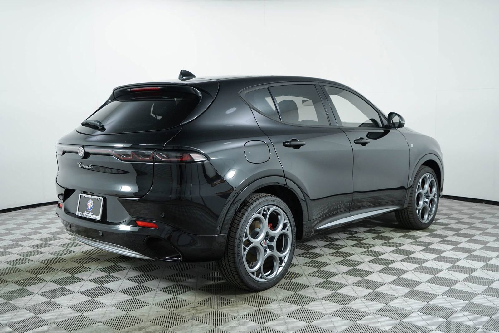 New 2024 Alfa Romeo Tonale Ti w/ Active Assist Package image 11