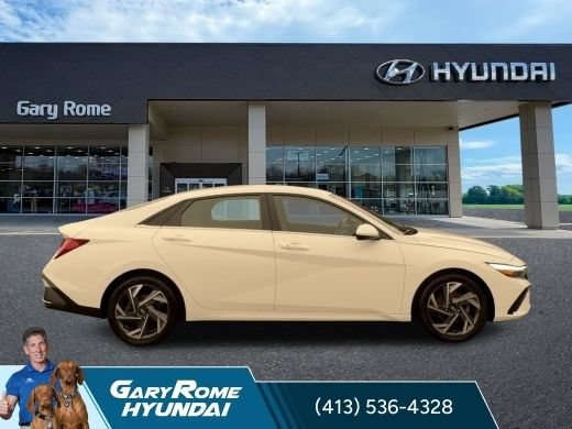 Certified 2024 Hyundai Elantra SEL w/ Convenience Package FWD image 9
