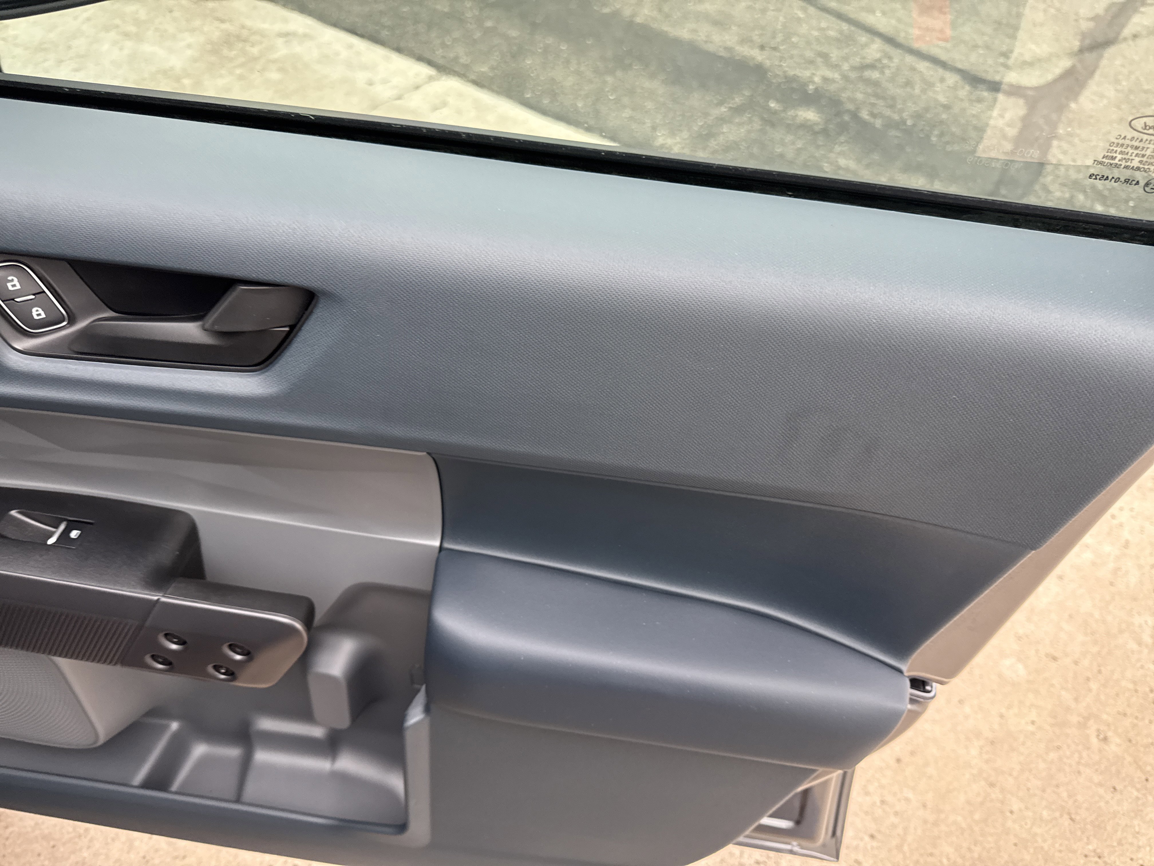 New 2025 Ford Maverick XLT w/ Black Appearance Package image 16