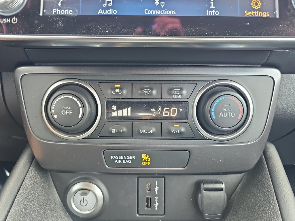 Used 2025 Nissan Leaf S FWD image 24