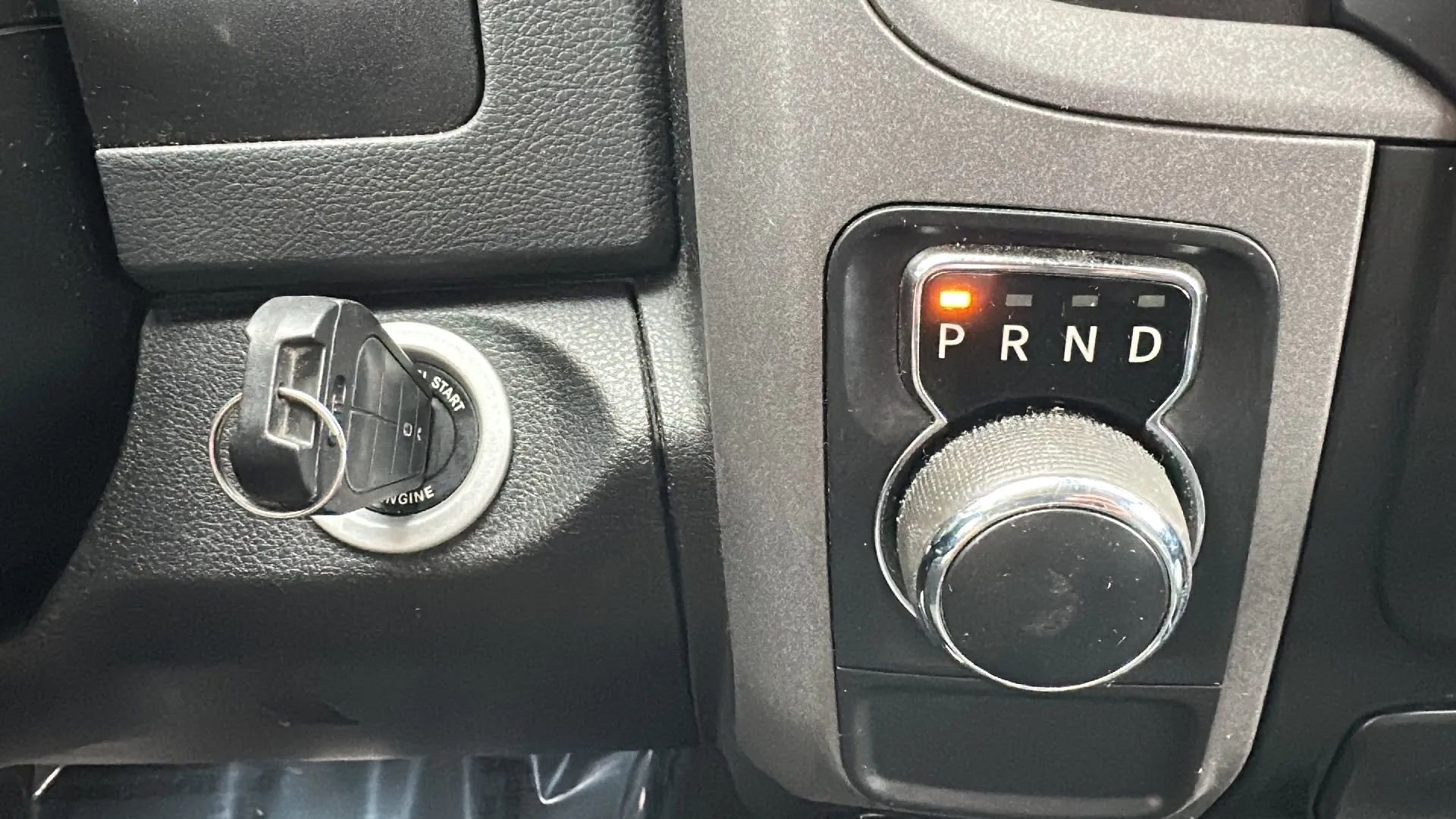 Used 2017 RAM 1500 Express image 35