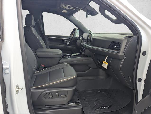 New 2026 Chevrolet Suburban Premier w/ Sun And Tow Package image 20