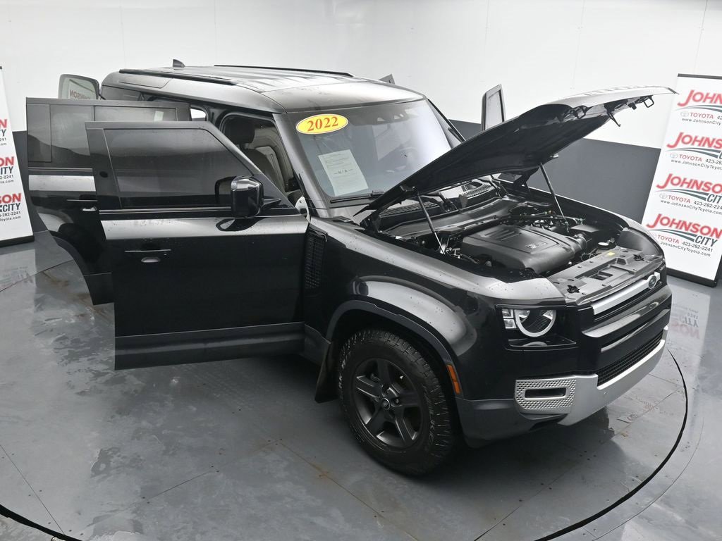 Used 2022 Land Rover Defender 110 S image 40