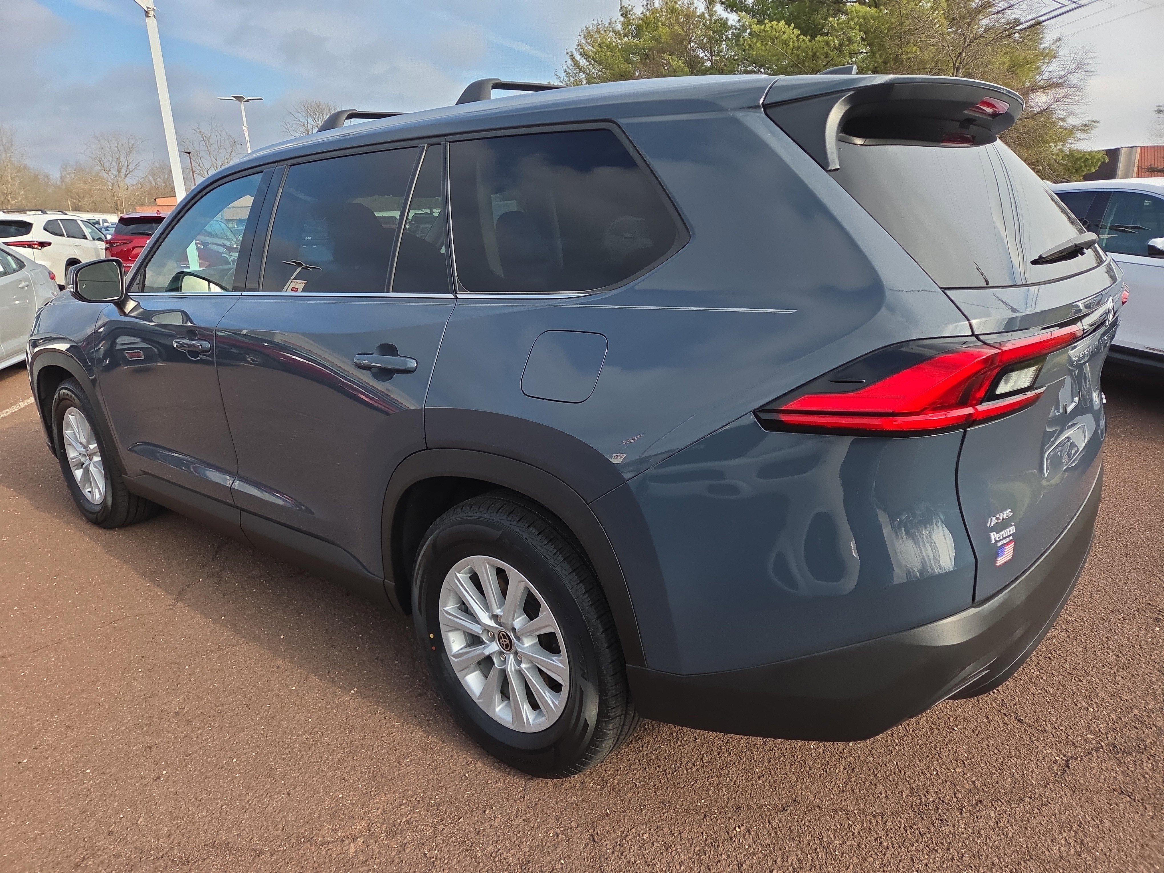 Certified 2024 Toyota Grand Highlander AWD image 5