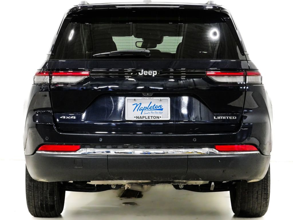 Used 2023 Jeep Grand Cherokee Limited w/ Trailer Tow Prep Group (B) image 8