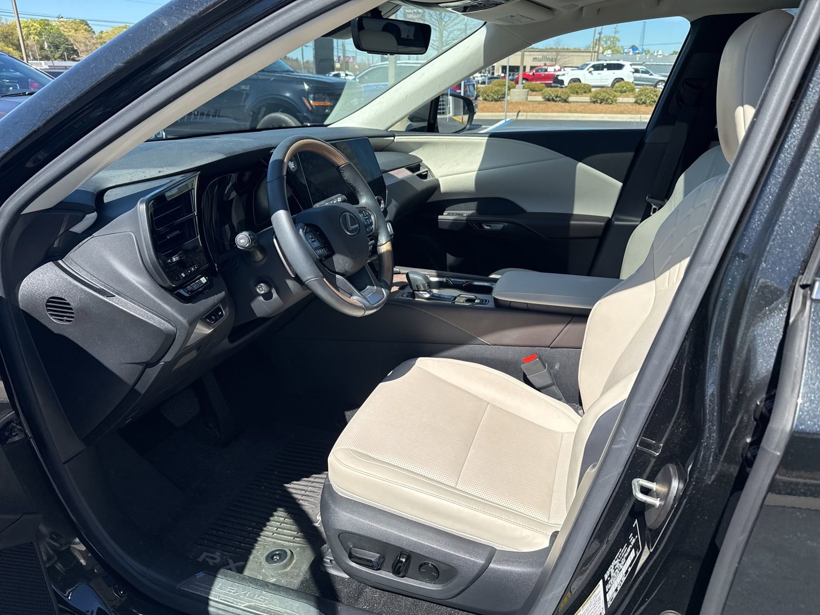 Used 2023 Lexus RX 350 Premium w/ Cold Area Package image 2