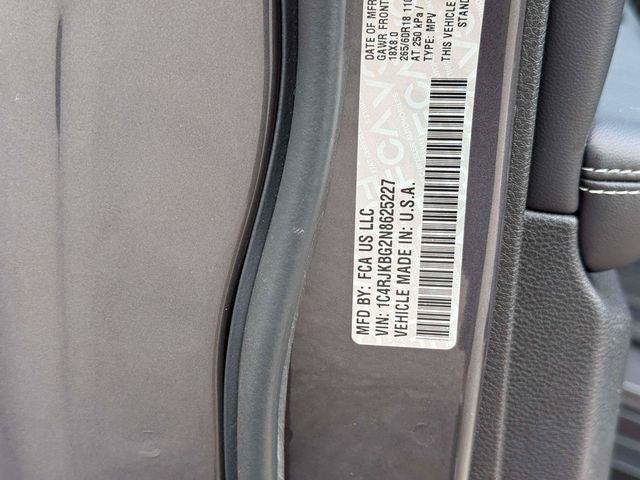 Certified 2022 Jeep Grand Cherokee L Limited AWD/4WD image 21