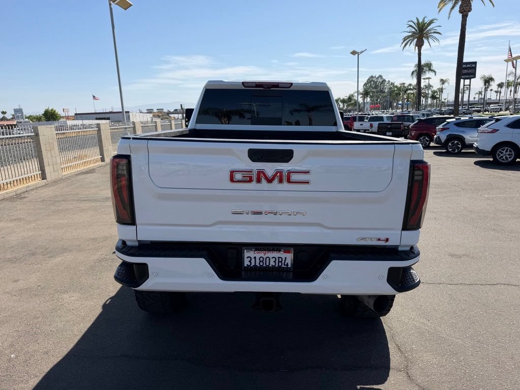 Used 2025 GMC Sierra 2500 AT4 w/ AT4 Premium Plus Package AWD/4WD image 5