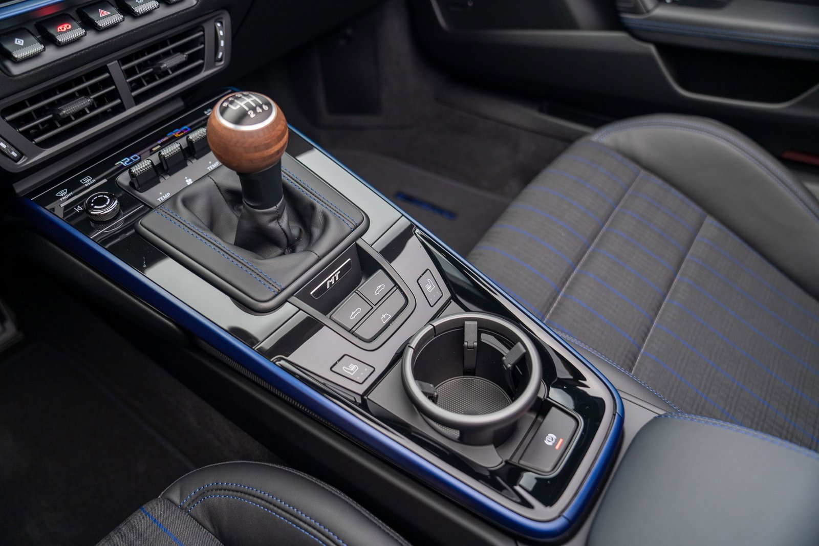 New 2026 Porsche 911 Carrera T image 25