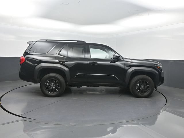 Used 2025 Toyota 4Runner SR5 AWD/4WD image 27