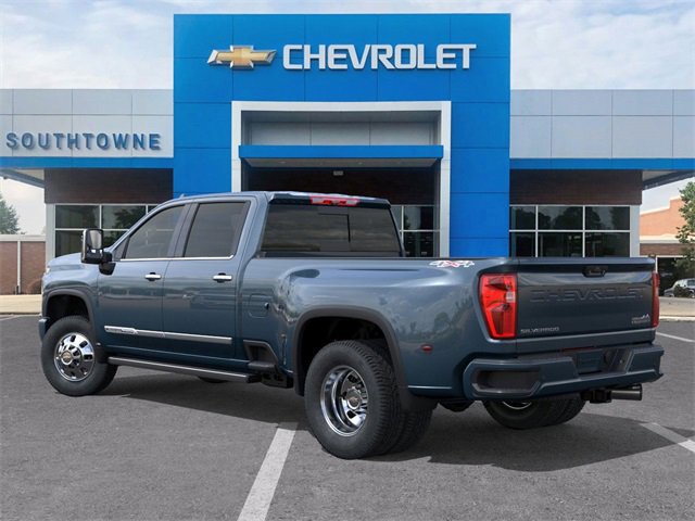 New 2026 Chevrolet Silverado 3500 High Country image 3