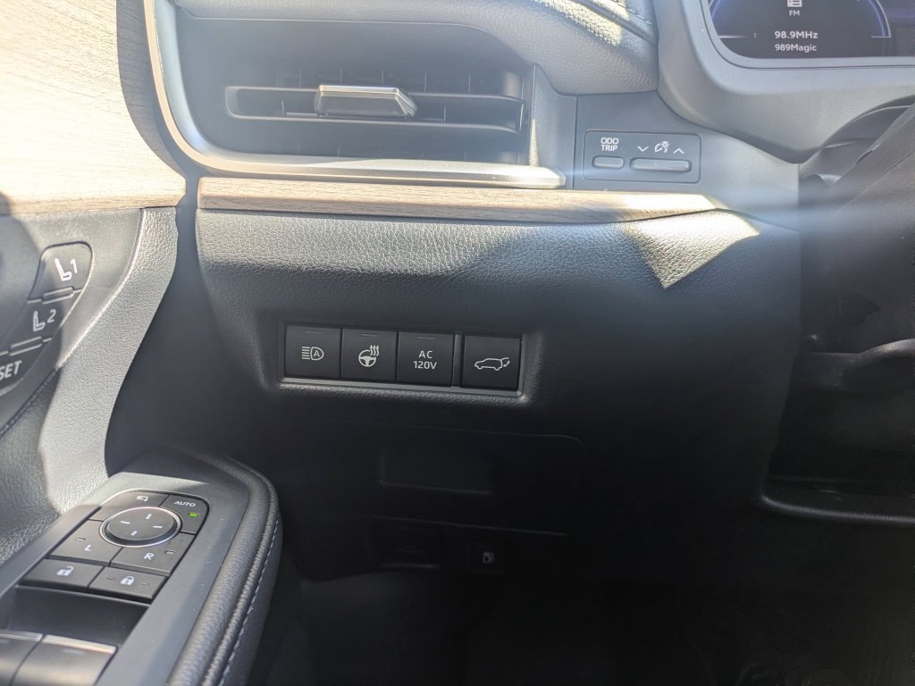 Used 2026 Toyota Grand Highlander AWD Hybrid image 26