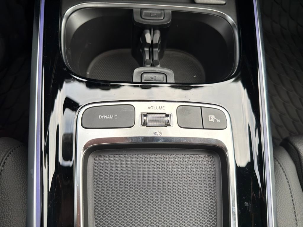 Certified 2024 Mercedes-Benz GLB 250 image 24