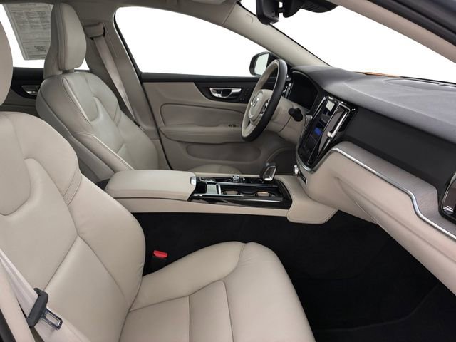 Used 2023 Volvo S60 T8 Plus image 14