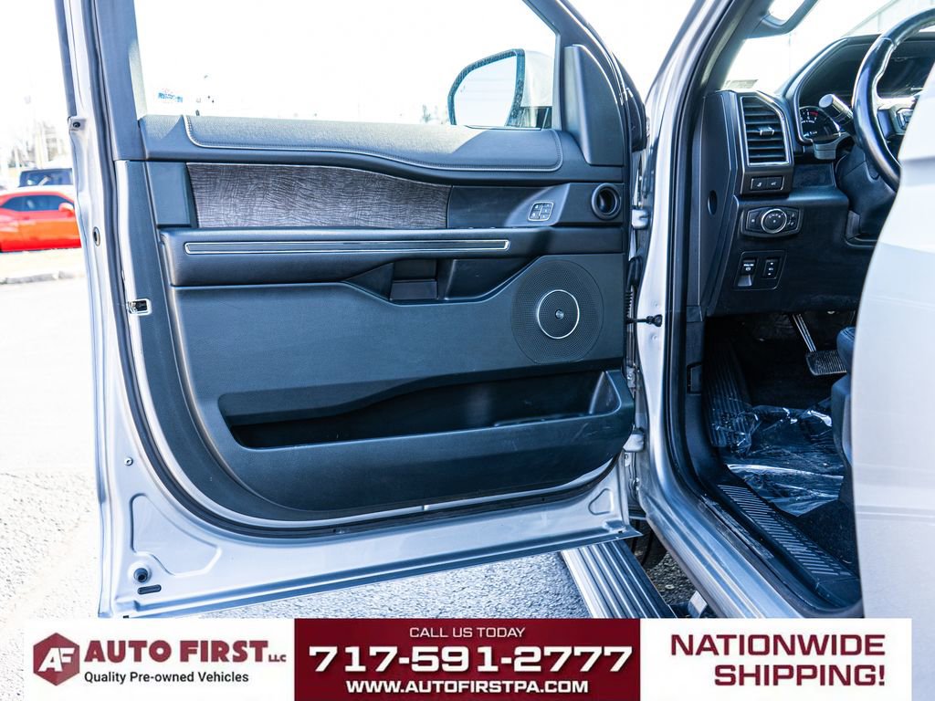 Used 2020 Ford Expedition Max Limited w/ Equipment Group 302A image 9