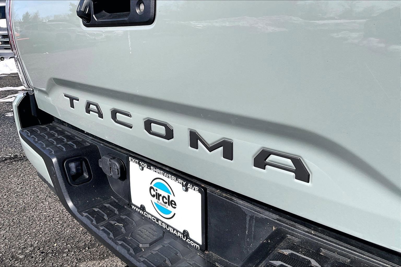 Used 2022 Toyota Tacoma TRD Sport w/ TRD Premium Sport Package image 28