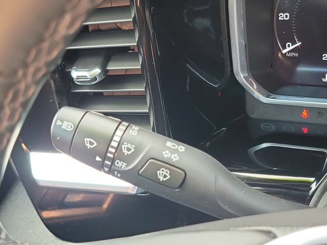 Certified 2026 GMC Sierra 1500 Elevation AWD/4WD image 11