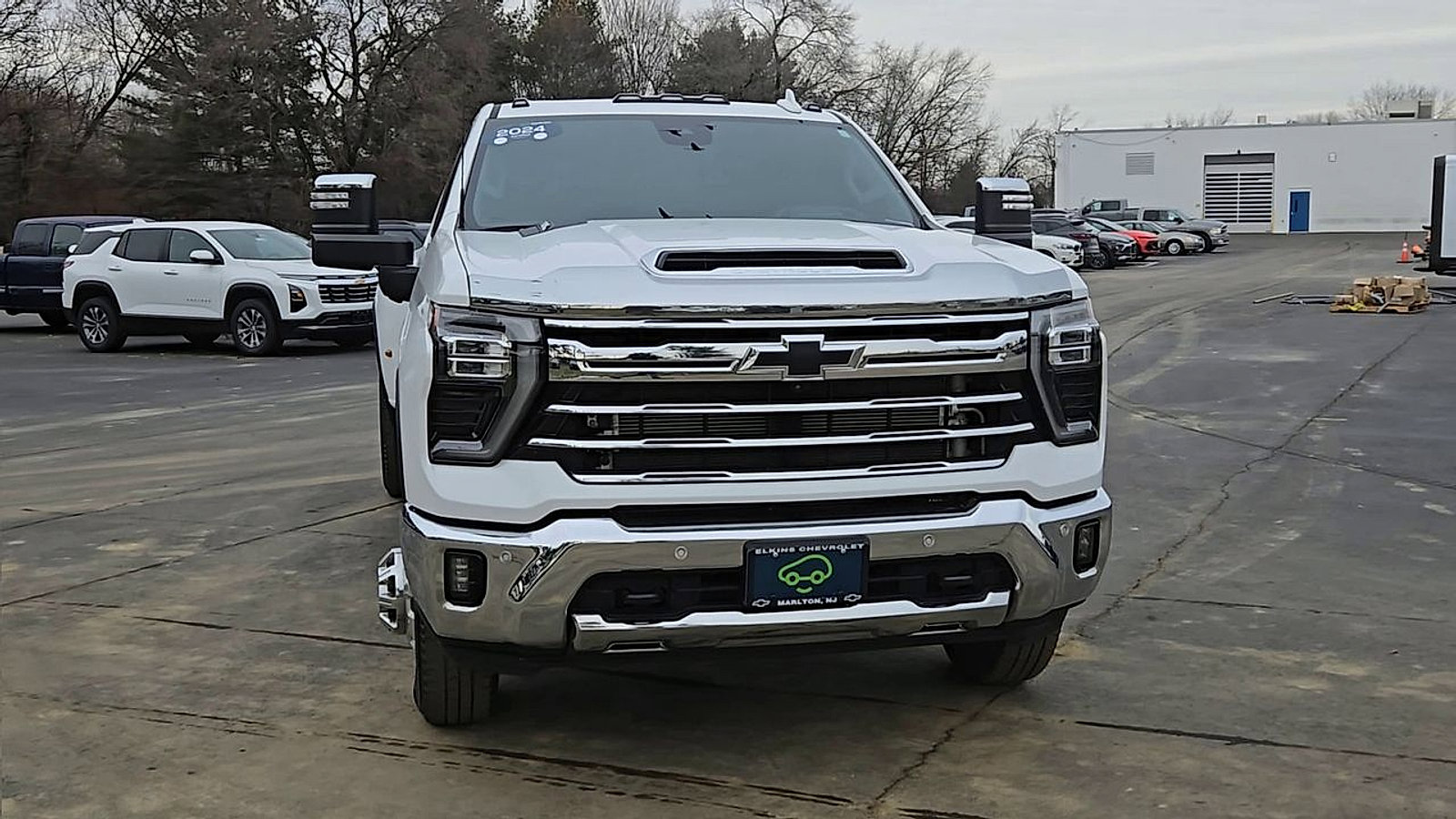 Certified 2024 Chevrolet Silverado 3500 LTZ w/ LTZ Plus Package image 7