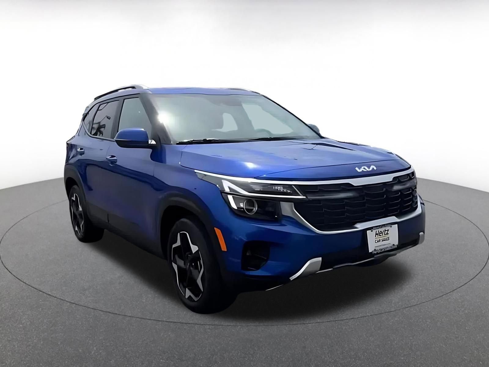 Used 2025 Kia Seltos S image 3