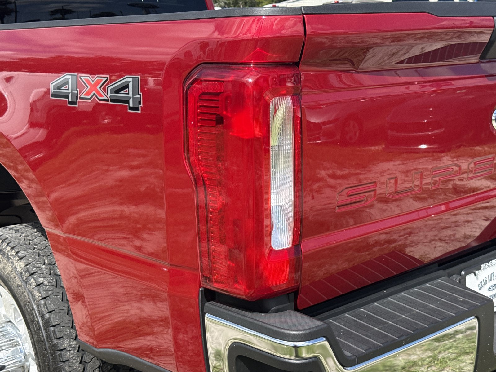 Certified 2024 Ford F250 XLT w/ F-250 >10K GVWR Package AWD/4WD image 11